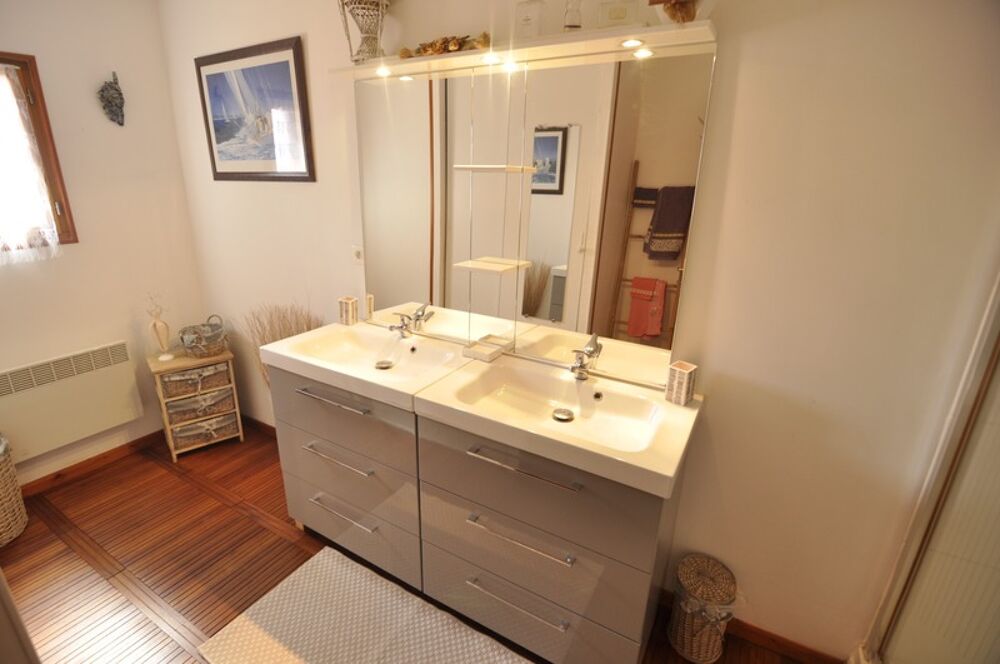 À vendre  Propriété avec maison et appartement indépendant à Olmeto