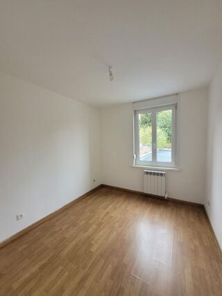  Appartement à louer 3 pièces 48 m²