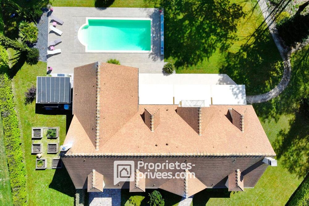 � vendre  Propri�t�/ch�teau Janvry (91640)