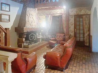  Propriété/château à vendre 4 pièces 135 m²