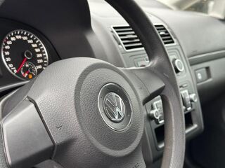Touran II 1.2 TSI 105 BLUEMOTION TECHNOLOGY TRENDLINE 2011 occasion 78240 Chambourcy