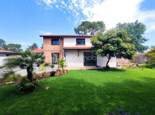  Villa à vendre 5 pièces 172 m²