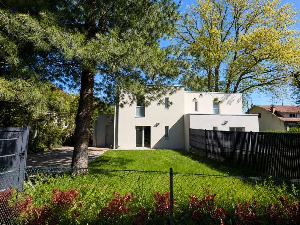 Vente Maison Maison de 5 pièces de 140 m² à Bois-le-Roi Bois le roi