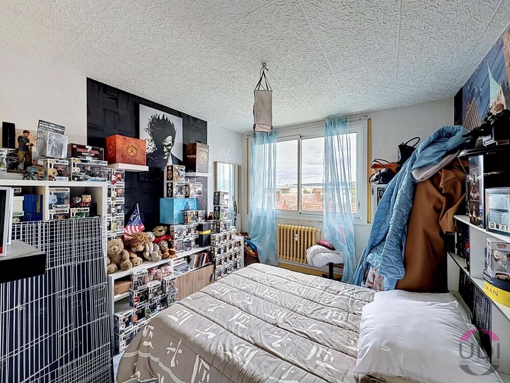 Vente Appartement Appartement T3 Centre ville 69 m²  Balcon et garage Montlucon