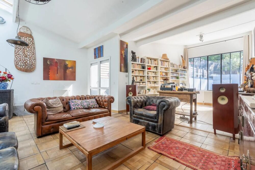 Vente Maison Loft de 200 m²/ Triple séjour/ Jardin / 2 parking / Bas Plateau Neuilly plaisance