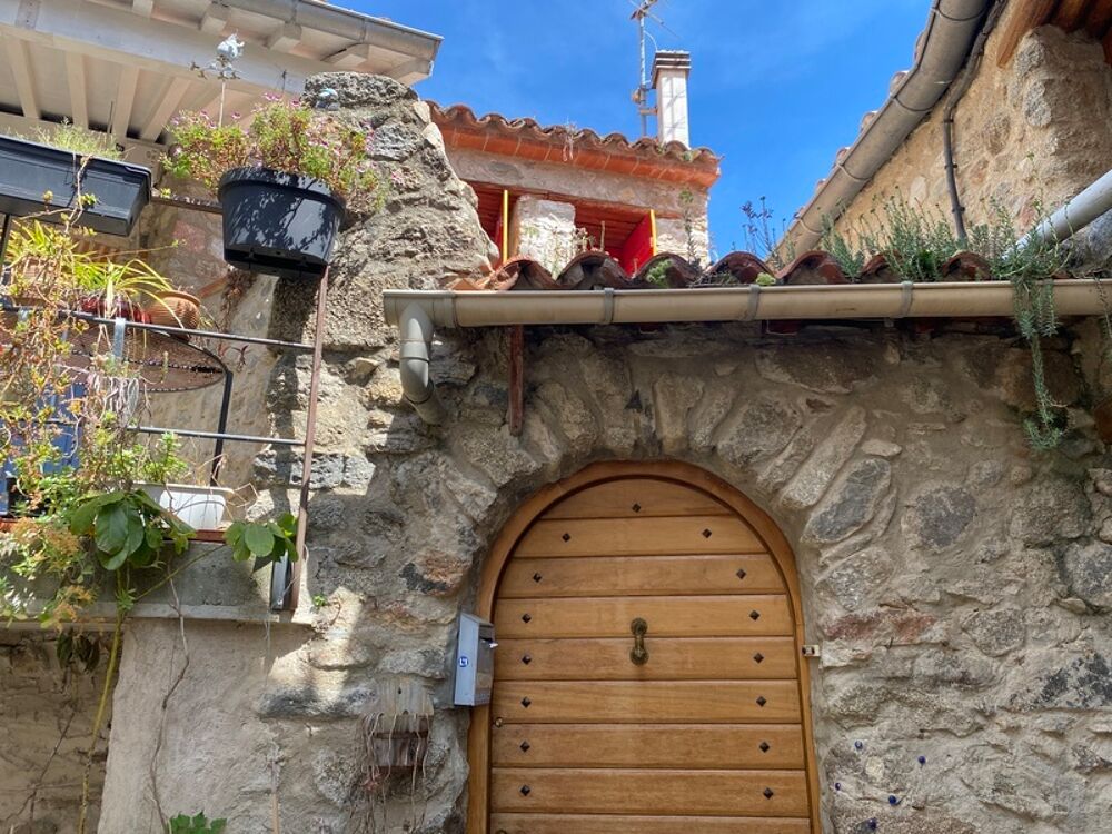 Dpt Pyrénées Orientales (66), à vendre EUS, Maison 4 pièces 73 m² cour intérieure à rénover