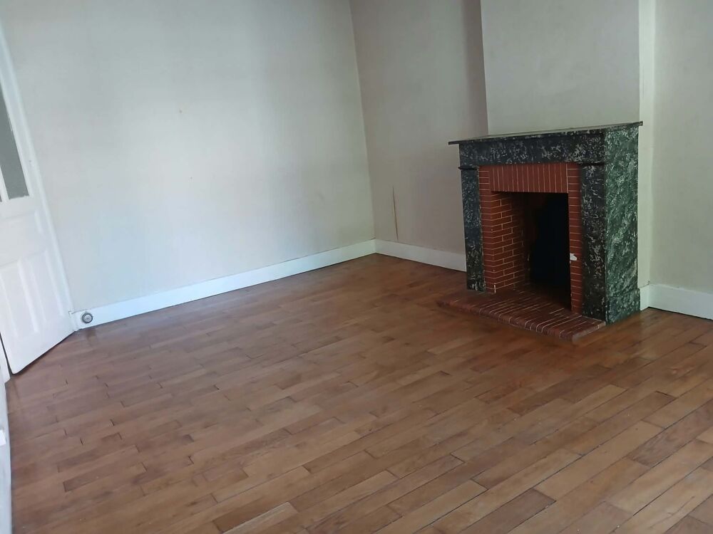Vente Appartement Appartement 2 pièces lumineux avec cachet – Idéal résidence ou investissement Thiers