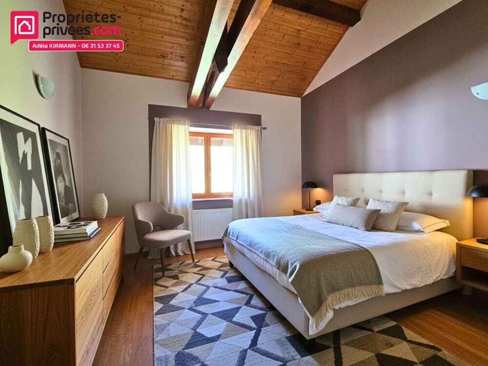 Vente Maison CHEVRIER 74520 : MAISON PIERRE 211M2 - JARDIN SANS VIS-À-VIS Chevrier