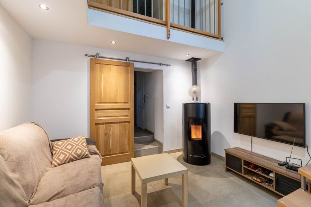 Coup de coeur pour cette maison de village entièrement rénovée à LUTTANGE (57)
