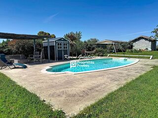  Propri�t�/ch�teau � vendre 6 pi�ces 211 m� Lalande de pomerol