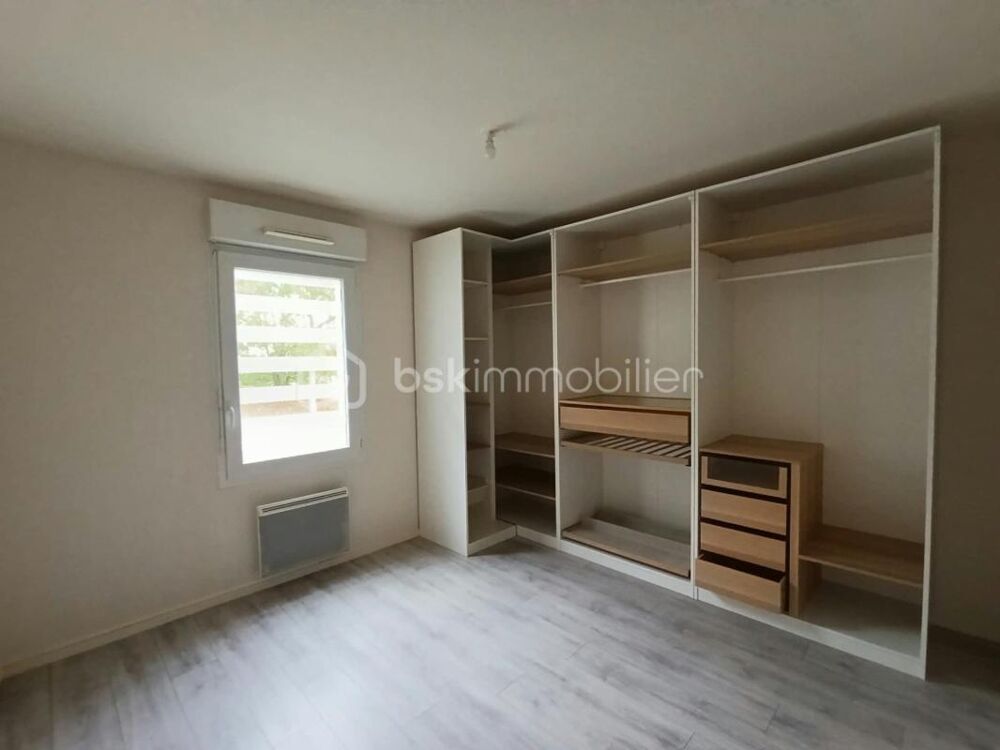 Vente Appartement APPARTEMENT T2 - 48 M² - RDC - TERRASSE - GARAGE - PARKING Betton