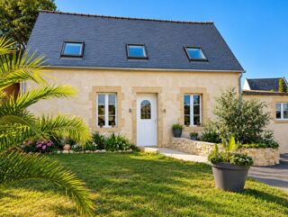 Vente Maison PENTY BRETON – NON MITOYEN – POULDREUZIC CENTRE – JARDIN CLOS – CLOS COUVERT DEJA RENOVE – TRAVAUX INTERIEUR A REALISER – 2 NIVE Pouldreuzic