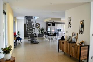  Maison à vendre 8 pièces 280 m²