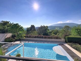  Villa � vendre 7 pi�ces 196 m�