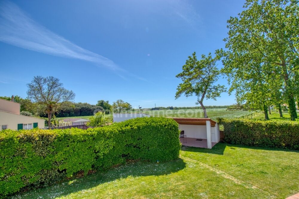 Vente Maison Maison familiale avec studios et garages – 180 m² habitables – Terrain de 1300 m² – Saint-Pierre d'Oléron Saint pierre d oleron