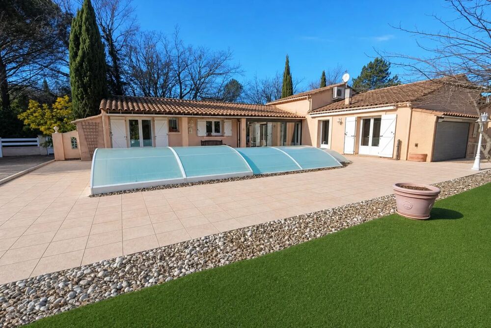 Vente Maison Maison spacieuse avec piscine à Forcalqueiret Forcalqueiret