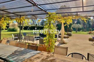  Propriété/château à vendre 15 + pièces 1000 m²