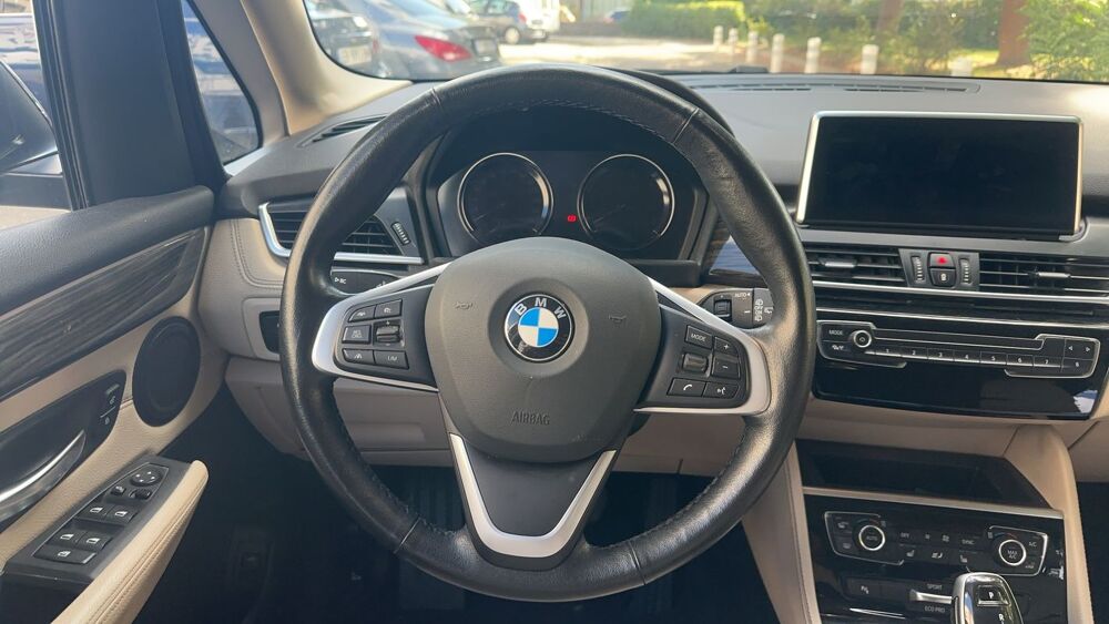 Serie 2 220d 190 Steptronic8 Luxury 2018 occasion 69200 Venissieux
