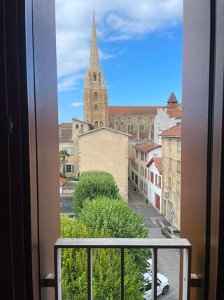  Appartement à louer 2 pièces 38 m²