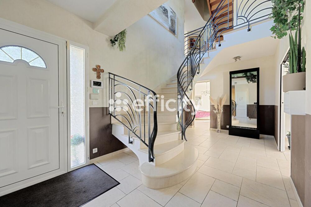 � vendre  Villa La Queue-en-Brie (94510)