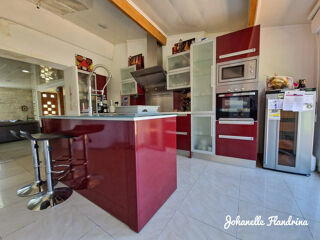  Maison � vendre 8 pi�ces 260 m�