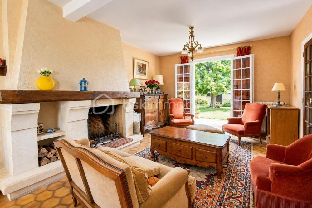Vente Maison Maison familiale lumineuse de 178 m² avec cheminée et grand terrain arboré à Us Us