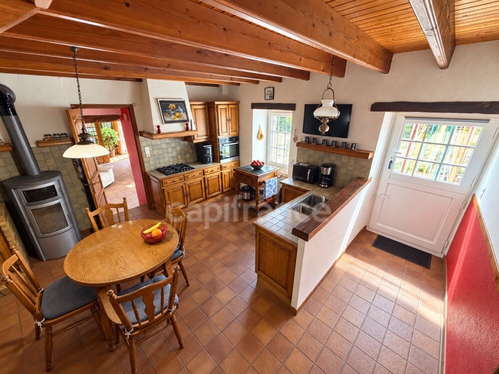 Vente Maison Maison à vendre 7 pièces proche de HUELGOAT (29) Huelgoat