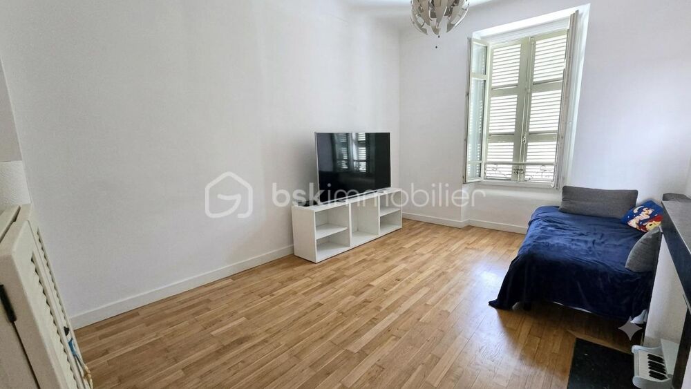 Vente Appartement Idéal colocation - À deux pas du centre de Pau - T3 de caractère 70 m² - 2 chambres Pau