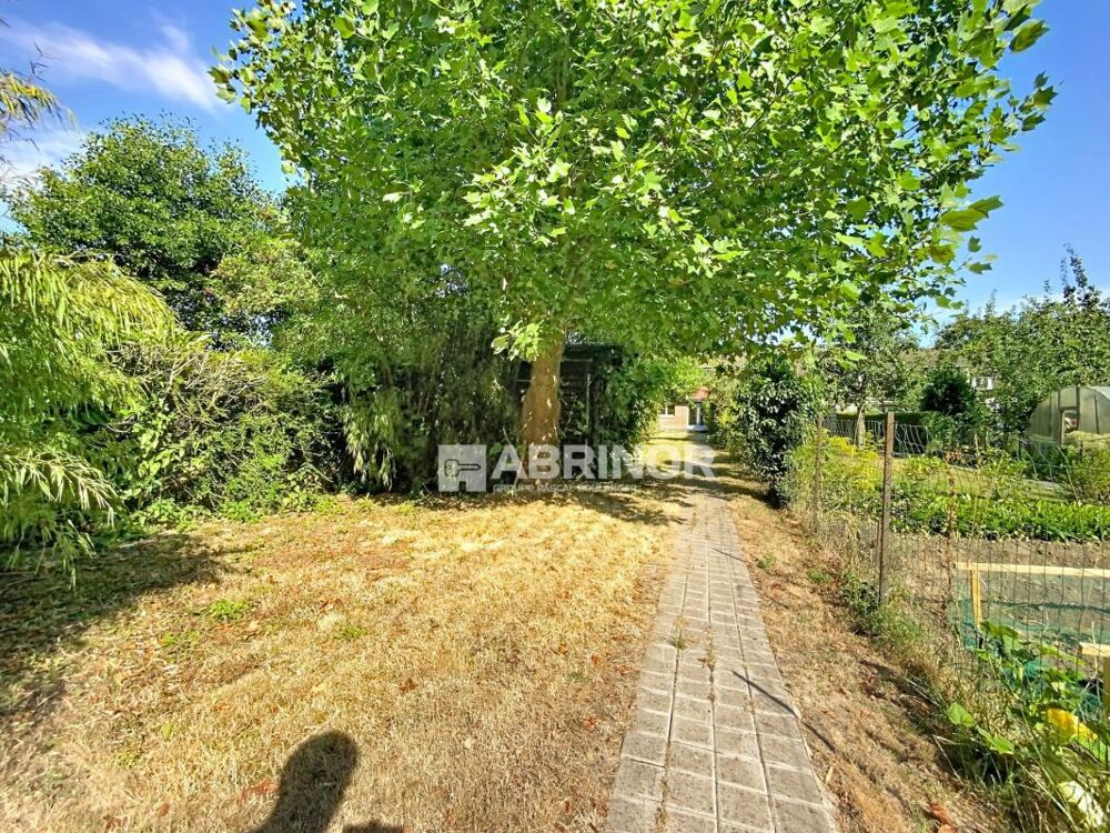 LINSELLES: Maison flamande de 130m2, 3 chambres, cave, jardin de 400m2 SUD et son garage de 61m2