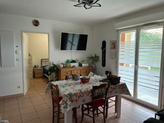  Appartement à louer 3 pièces 50 m²