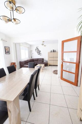  Appartement � vendre 3 pi�ces 77 m�