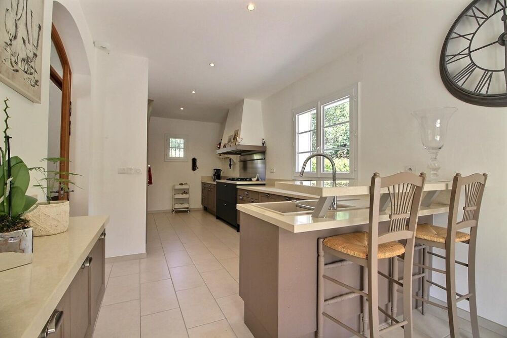 � vendre  Villa L'Isle-sur-la-Sorgue (84800)