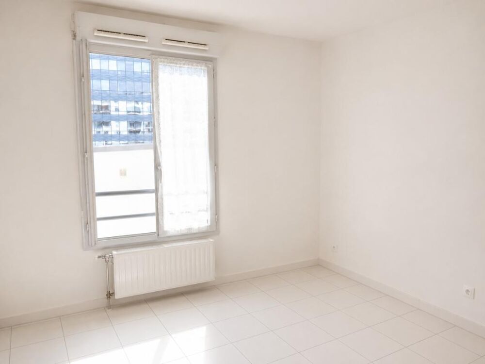 T3 avec balcon et garage à LYON 9