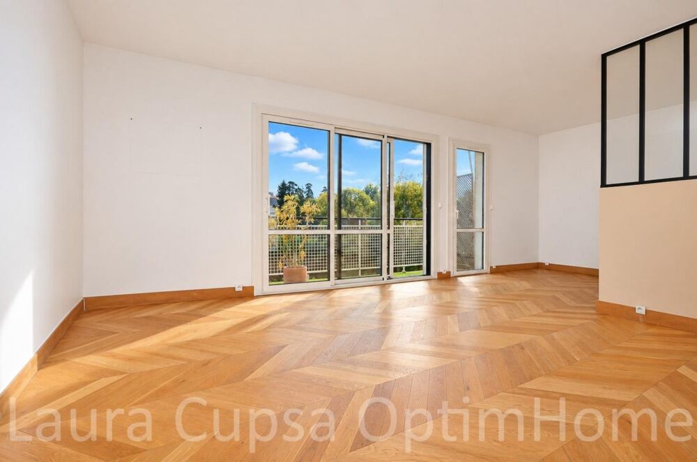 Vente Appartement SCEAUX - 8 MIN RER SCEAUX - 4P - 65,36 M² - BALCON - 4E ET DERNIER ETAGE -  CAVE - BOX ET PARKING LIBRE DANS RESIDENCE FERMEE Sceaux