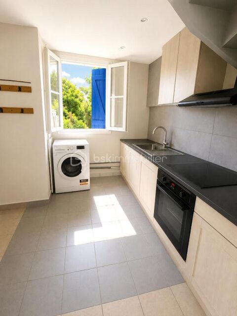   MAISON idéalement située avec beau jardin et grand garage indépendant Maison - 4 pièce(s) - 58 m²