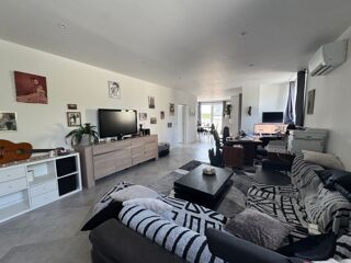  Appartement à louer 5 pièces 140 m² Toury