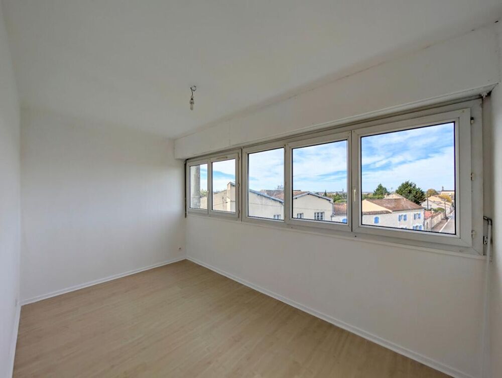 Vente Appartement Appartement Cognac 4 pièce(s) 90 m2 Référence 424997 Cognac