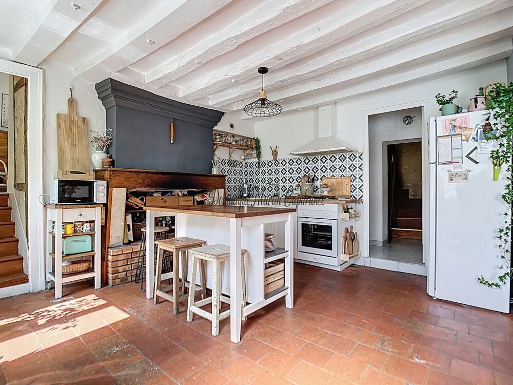 VANCÉ (72)  MAISON DE CHARME, à vendre, 115 m²  3 CHAMBRES + BUREAU  JARDIN CLOS  98 000 € FAI