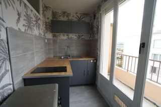  Appartement à louer 1 pièce 28 m²