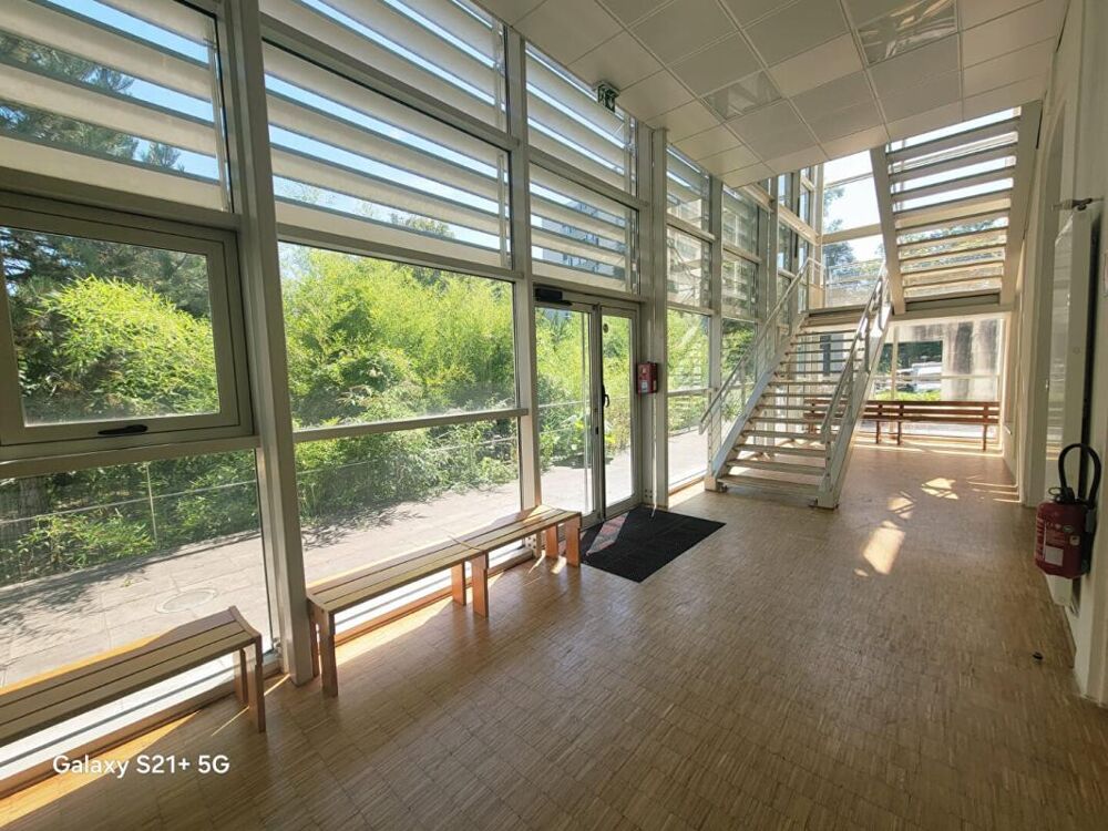   NOGENT SUR OISE - BUREAU 25 m² / 450  PAR MOIS Nogent sur oise