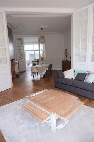  Appartement à louer 4 pièces 90 m²