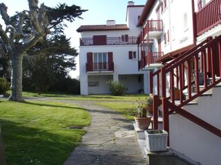  Appartement à louer 1 pièce 25 m²