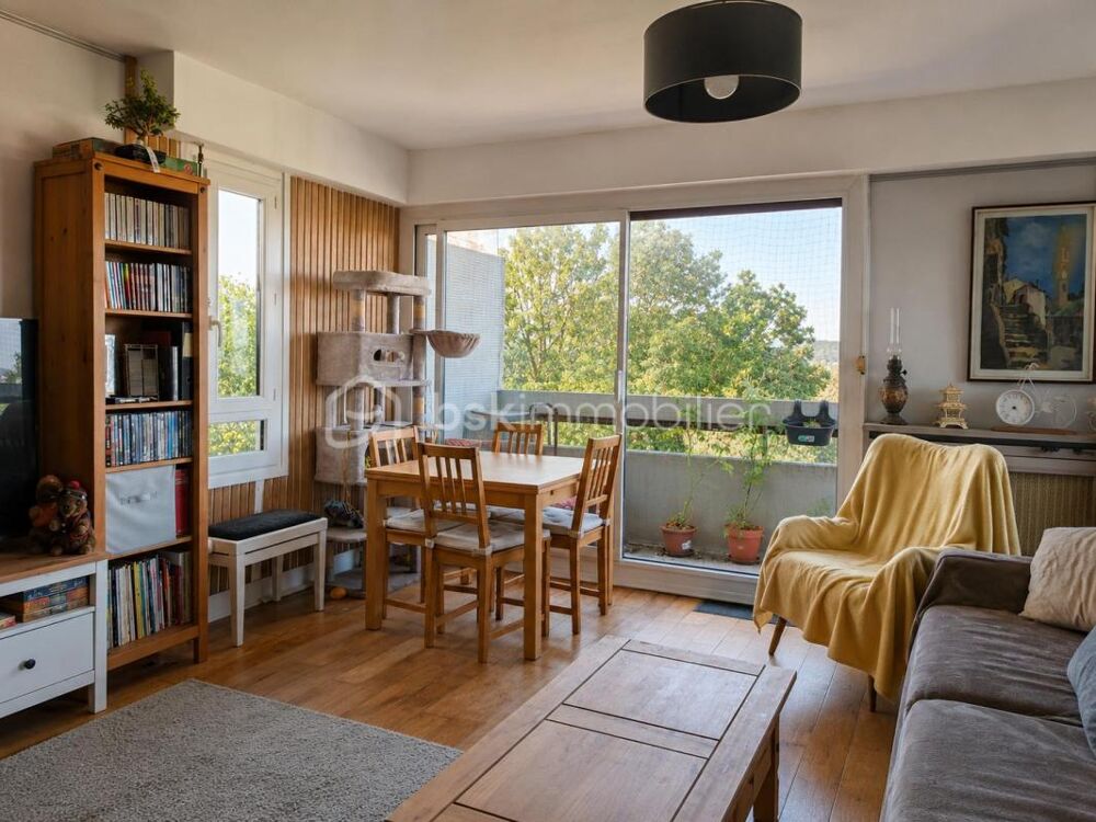 LES ULIS  3 PIÈCES AU DERNIER ÉTAGE, LOGGIA, VUE DÉGAGÉE ET PARKING