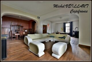  Maison à vendre 15 + pièces 633 m²