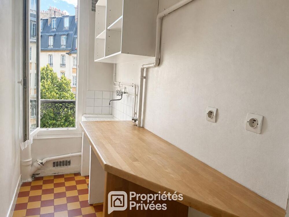 Vente Appartement Paris 18 / Guy Moquet / Appartement 2 pièces 27.22 m2 Paris 18