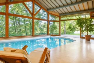  Propriété/château à vendre 8 pièces 187 m² Vourey