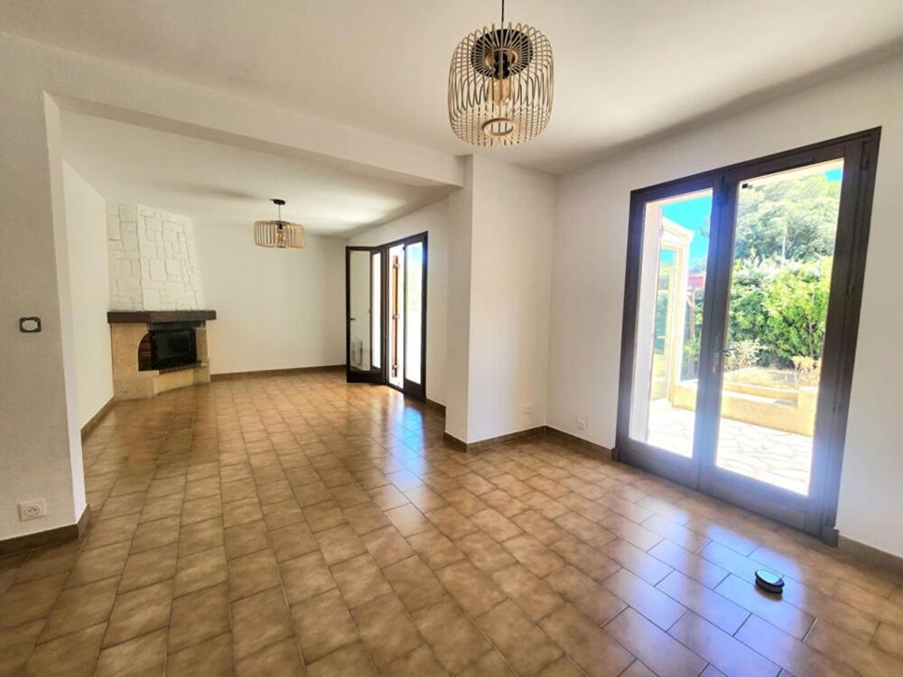Maison Boulouris 4 pièces 82 m2- VERANDA- SOUS-SOL- JARDIN