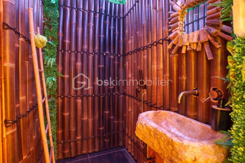 � vendre  Villa La Farl�de (83210)