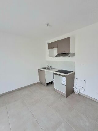  Appartement à louer 1 pièce 30 m²