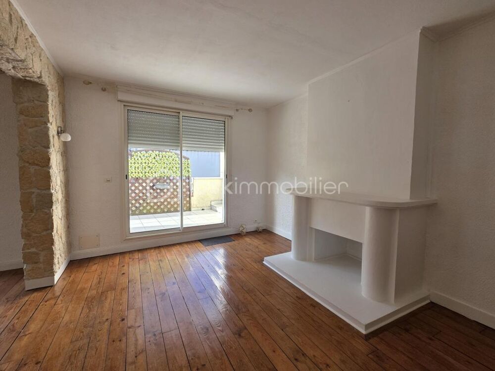 AGEN HYPERCENTRE-APPARTEMENT 100 m² - 2 CHAMBRES- TERRASSE- CAVE